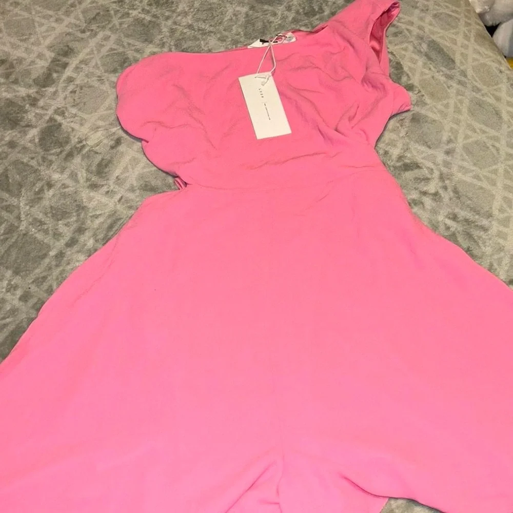 Lush Pink Romper - Picture 2 of 4